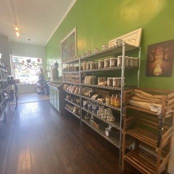 Provisions Waxhaw - market area - Sandwiches Near Me - Waxhaw, North Carolina