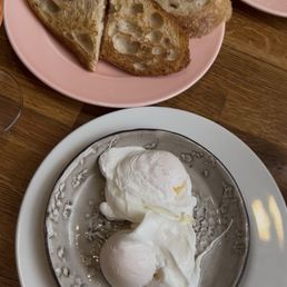 Poached eggs and toast which