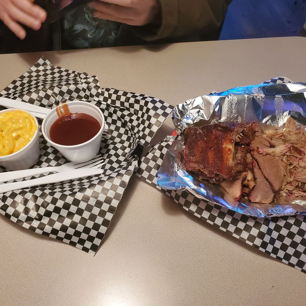 Combs BBQ Central - Barbeque Near Me - Middletown, Ohio Combs BBQ Central - Barbeque Near Me - Middletown, Ohio