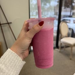 Dragonfruit & Lychee Smoothie Dragonfruit & Lychee Smoothie