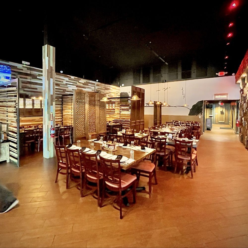 Inchin's Bamboo Garden - Interior - Chinese Near Me - Dublin, California