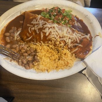 Azteca Mexican Grill - Burrito with red sauce - Mexican Near Me - Taos, New Mexico Azteca Mexican Grill - Burrito with red sauce - Mexican Near Me - Taos, New Mexico