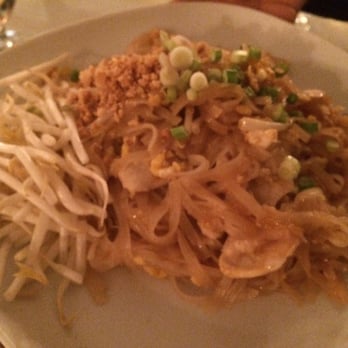 Thai Charm Restaurant - Chicken Pad Thai - Thai Near Me - New Milford, Connecticut Thai Charm Restaurant - Chicken Pad Thai - Thai Near Me - New Milford, Connecticut