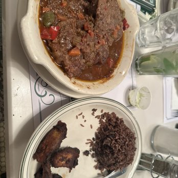Versailles - Veal - Cuban Near Me - Miami, Florida Versailles - Veal - Cuban Near Me - Miami, Florida