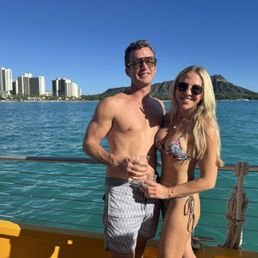 Happy hour cruise Happy hour cruise