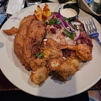 Cajun Queen - Seafood New Orleans Platter, - Cajun/Creole Near Me - Charlotte, North Carolina