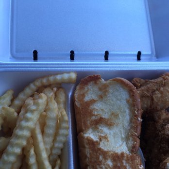Raising Cane's Chicken Fingers - My kids insist this is a good place to eat. Trying it again, just to appease the family. - Fast Food Near Me - El Paso, Texas Raising Cane's Chicken Fingers - My kids insist this is a good place to eat. Trying it again, just to appease the family. - Fast Food Near Me - El Paso, Texas