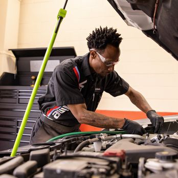 Valvoline Instant Oil Change - Adding coolant - Oil Change Stations Near Me - Baton Rouge, Louisiana Valvoline Instant Oil Change - Adding coolant - Oil Change Stations Near Me - Baton Rouge, Louisiana