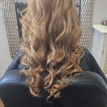 Mara Kogan - Latest blowout and style! - Hair Salons Near Me - Scottsdale, Arizona Mara Kogan - Latest blowout and style! - Hair Salons Near Me - Scottsdale, Arizona