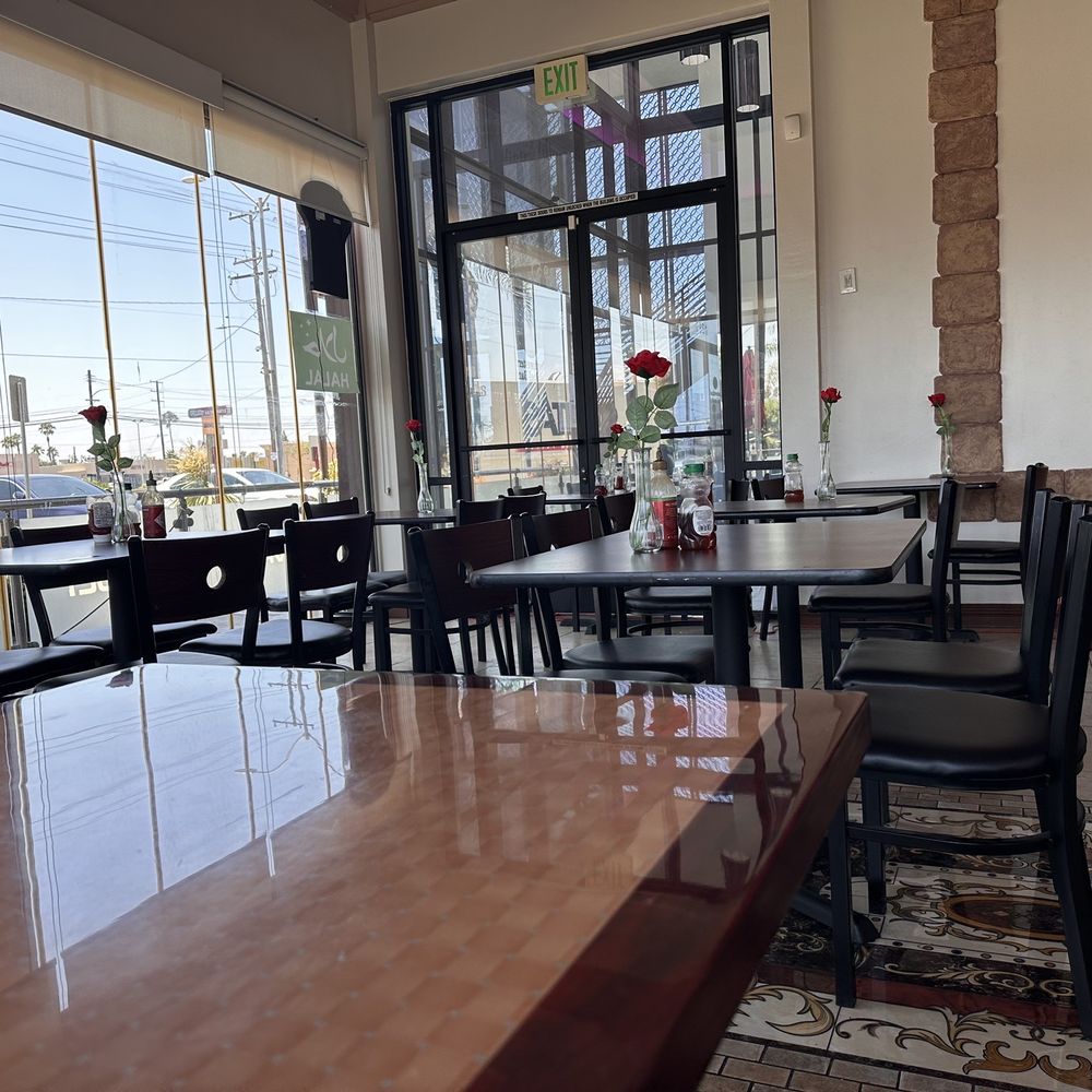 Hotbox Chicken - Inside - Halal Near Me - Anaheim, California