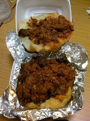 Rosebuds BBQ by null