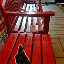 Pizza Hut - Seats Inside