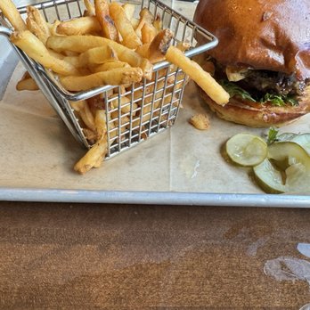 Cask & Pig Kitchen & Alehouse - Fancy Burger - Barbeque Near Me - Dartmouth, Massachusetts Cask & Pig Kitchen & Alehouse - Fancy Burger - Barbeque Near Me - Dartmouth, Massachusetts