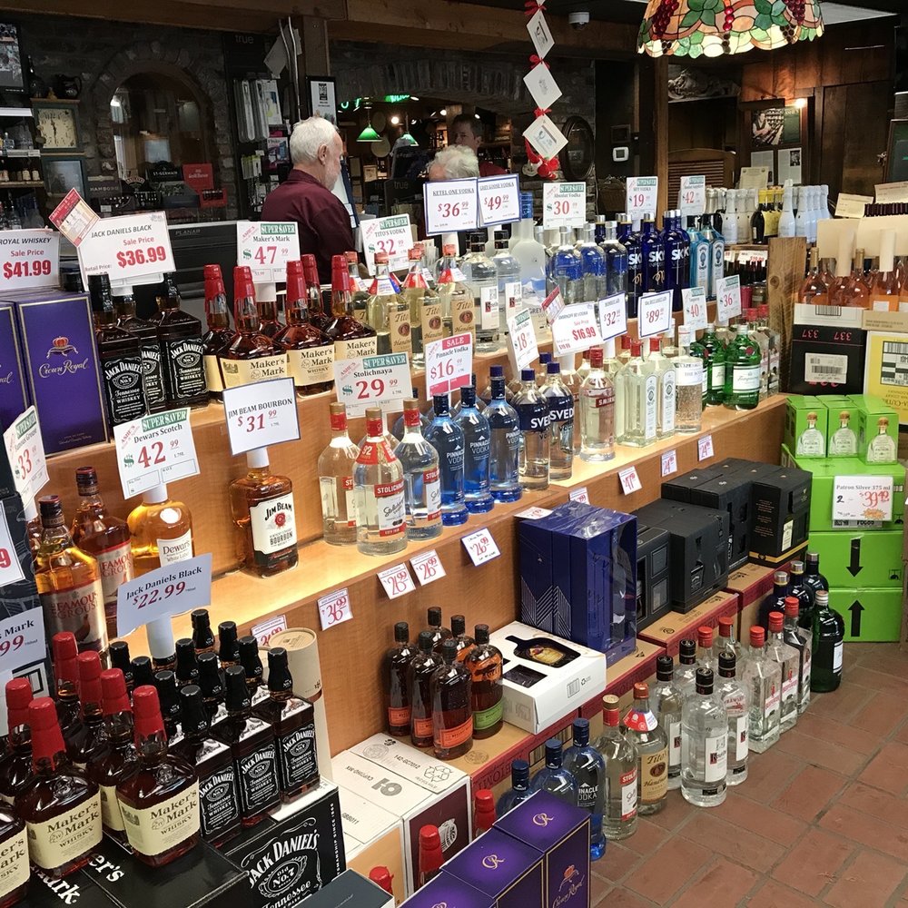 Ashe's Wines & Spirits - shelves of liquor - Beer, Wine & Spirits Near Me - Knoxville, Tennessee