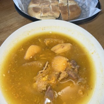 El Artesano Restaurant - Cuban Near Me - Union City, New Jersey El Artesano Restaurant - Cuban Near Me - Union City, New Jersey