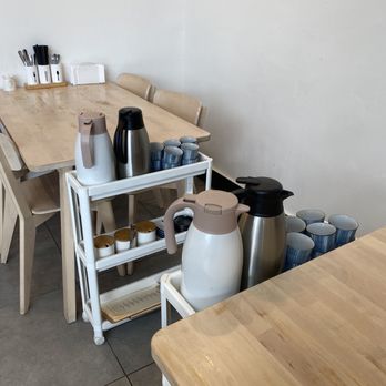 Ari Sushi - Tea and water table side - Sushi Bars Near Me - Dublin, California