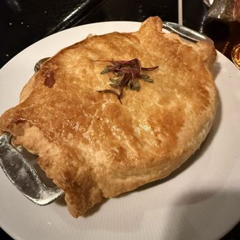 Bayzo's Pub - Pubs Near Me - Brewster, Massachusetts