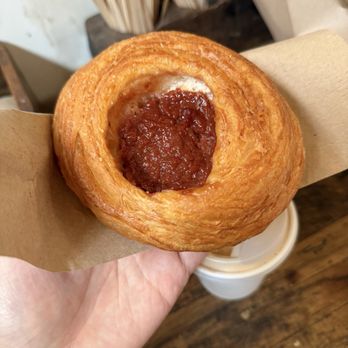 Panadería Rosetta - guava roll - Bakeries Near Me - Ciudad de Mexico, DIF