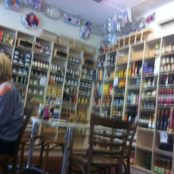 The Pod Cafe - Custom Cakes Near Me - Ascot, QLD
