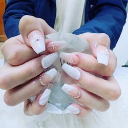 Z & Z Nail Salon
