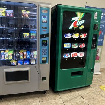 DMV Pompano Citi Centre - Snack machines at DMV - Departments of Motor Vehicles Near Me - Pompano Beach, Florida
