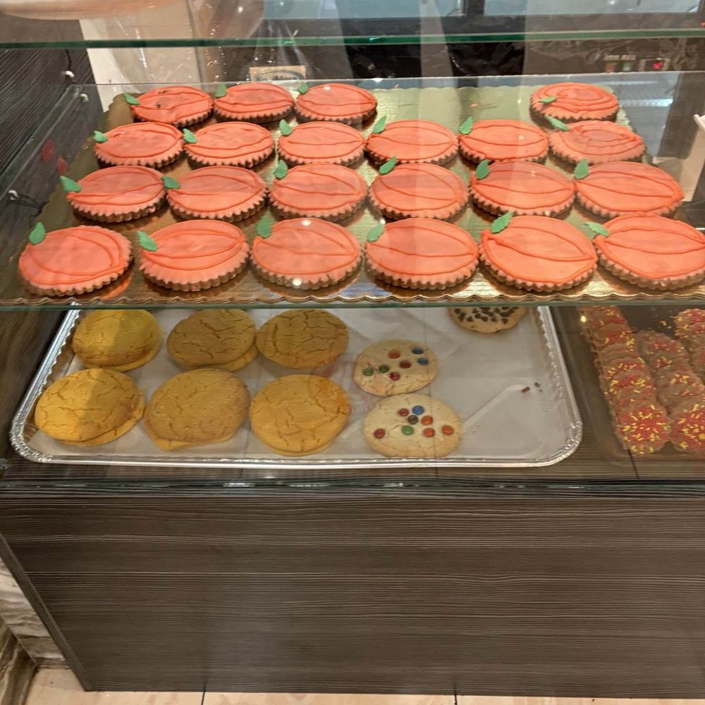 Pierre's Bakery - Cookies - Bakeries Near Me - Berwyn, Illinois Pierre's Bakery - Cookies - Bakeries Near Me - Berwyn, Illinois
