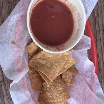 Vallarta Grill - Chips and salsa - Mexican Near Me - Somerset, Texas