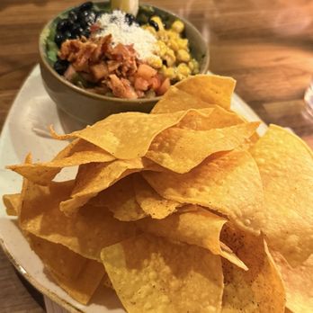 American Social - Bar & Kitchen - Orlando - Sports Bars Near Me - Orlando, Florida