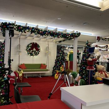 Kahala Mall - Back drop off Photos with Santa! - Shopping Centers Near Me - Honolulu, Hawaii Kahala Mall - Back drop off Photos with Santa! - Shopping Centers Near Me - Honolulu, Hawaii
