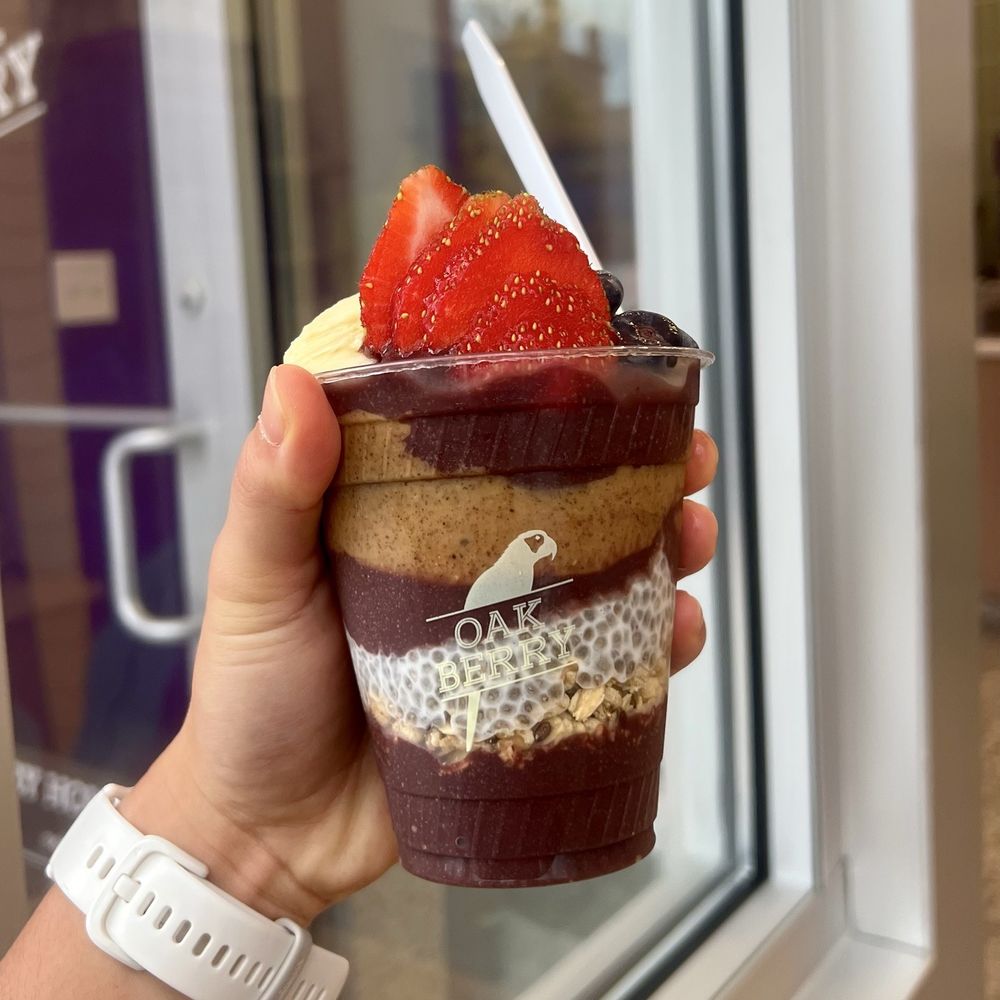 Oak Berry - Acai Crunchy Bowl - Juice Bars & Smoothies Near Me - Arlington, Massachusetts Oak Berry - Acai Crunchy Bowl - Juice Bars & Smoothies Near Me - Arlington, Massachusetts
