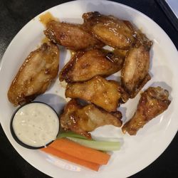Blue Sky Lounge - Wings