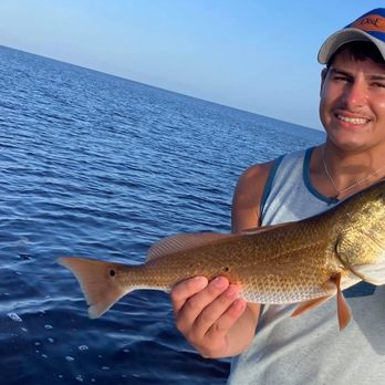 Reel Shallow Fishn Charters - Redfish in Bayport, FL - Fishing Near Me - Spring Hill, Florida Reel Shallow Fishn Charters - Redfish in Bayport, FL - Fishing Near Me - Spring Hill, Florida