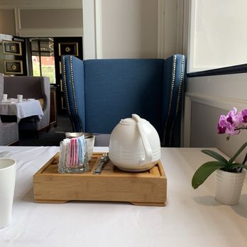 Wild Mango - Elegant table setting - New American Near Me - Westlake, Ohio