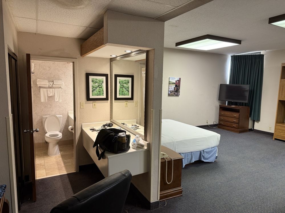 Greenstay Hotel & Suites