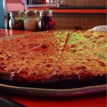 Star Tavern - Original bar pizza - Pizza Near Me - City Of Orange, New Jersey