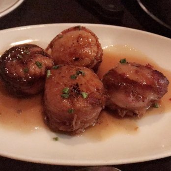 Arroyo Chop House - Scallops Wrapped With Pancetta: overly salty, my tongue tingled. - Steakhouses Near Me - Pasadena, California Arroyo Chop House - Scallops Wrapped With Pancetta: overly salty, my tongue tingled. - Steakhouses Near Me - Pasadena, California