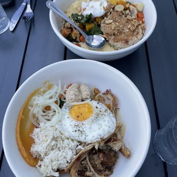 Commune - Pulled Smoked Pork Bowl - Cafes Near Me - Virginia Beach, Virginia Commune - Pulled Smoked Pork Bowl - Cafes Near Me - Virginia Beach, Virginia