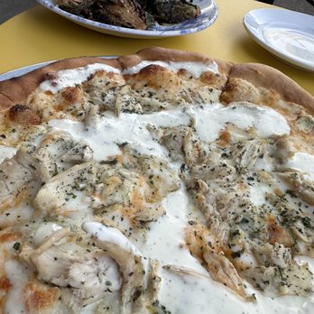 Bar Solita - Buffalo Chicken Pizza - Wine Bars Near Me - Richmond, Virginia Bar Solita - Buffalo Chicken Pizza - Wine Bars Near Me - Richmond, Virginia