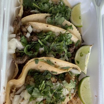 Taqueria Hernandez - Carne asada and chicken tacos! Very good!! - Food Trucks Near Me - Jacksonville, Florida Taqueria Hernandez - Carne asada and chicken tacos! Very good!! - Food Trucks Near Me - Jacksonville, Florida