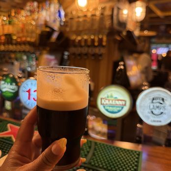 Oliver St John Gogarty - House stout - Pubs Near Me - Temple Bar, D Oliver St John Gogarty - House stout - Pubs Near Me - Temple Bar, D