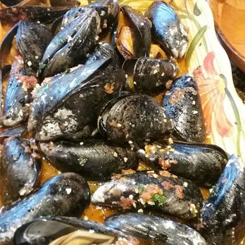 Coppa 82 - Mussels in red sauce, awesome clean up the sauce with a roll - Pizza Near Me - Downingtown, Pennsylvania