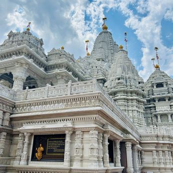 BAPS Swaminarayan Akshardham - Hindu Temples Near Me - Robbinsville, New Jersey