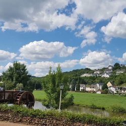 Das Neue Mühlchen - Uitzicht vanaf restaurant.
