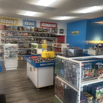Bricks & Minifigs - Toy Stores Near Me - Wixom, Michigan