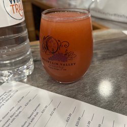 Mountain Valley Winery - Wine slushee!