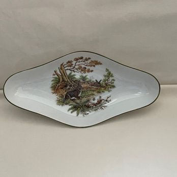 Antiques Buyers - Vista Alegre Portugal Mottahedeh Rabbit Bone Dish/Relish Dish - Gold Buyers Near Me - Deerfield Beach, Florida Antiques Buyers - Vista Alegre Portugal Mottahedeh Rabbit Bone Dish/Relish Dish - Gold Buyers Near Me - Deerfield Beach, Florida
