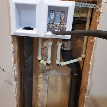 Tech City Plumbing - Installing a new laundry valve box with water hammer arrestor - Plumbing Near Me - Kirkland, Washington Tech City Plumbing - Installing a new laundry valve box with water hammer arrestor - Plumbing Near Me - Kirkland, Washington