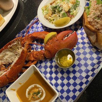 Lobster Burger Bar - Combo - Bars Near Me - Toronto, Ontario
