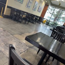This place is huge! This place is huge!