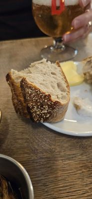 Mémé Gusta by null